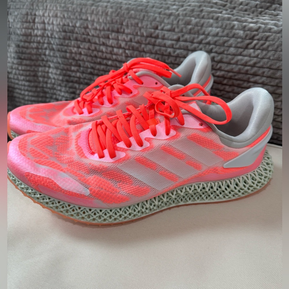 Adidas 4D Run 1.0 Signal Coral Sneakers size 11.5